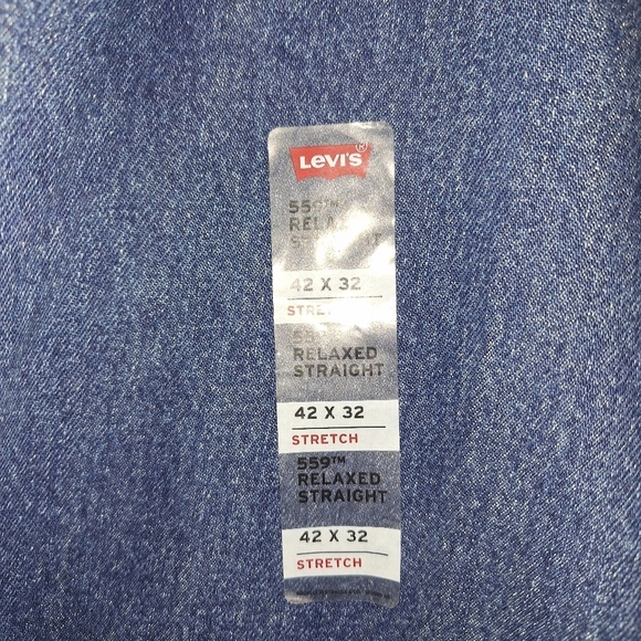 Levi's Strauss 559 Relaxed Straight leg jenas in a men's size 42x32. NWT. - Picture 2 of 8